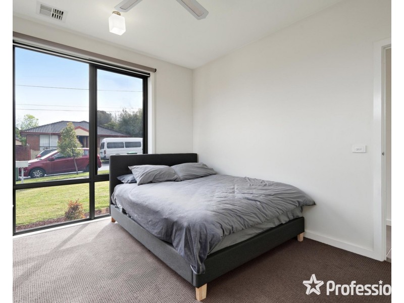2/7 Narcissus Avenue, Boronia VIC 3155