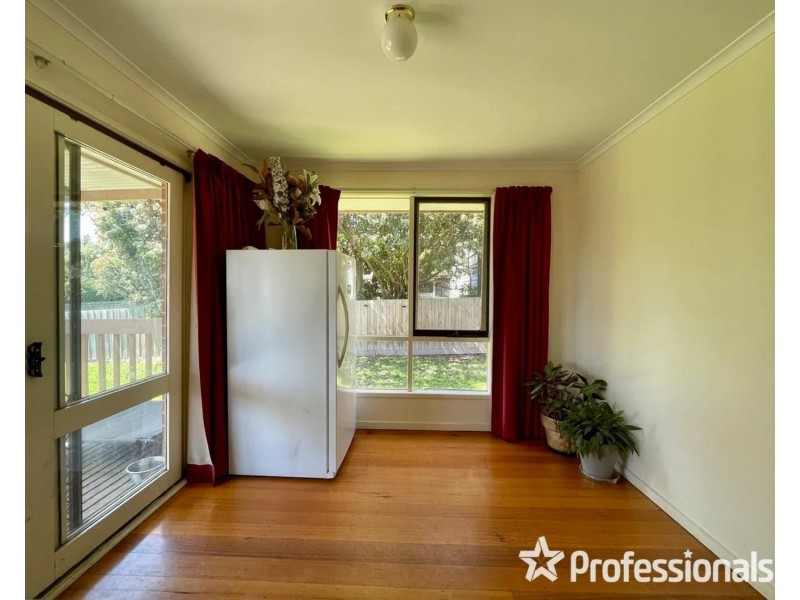 6 Henry Street, Healesville VIC 3777