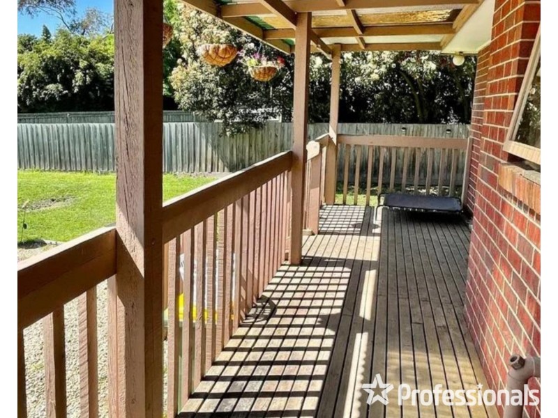 6 Henry Street, Healesville VIC 3777