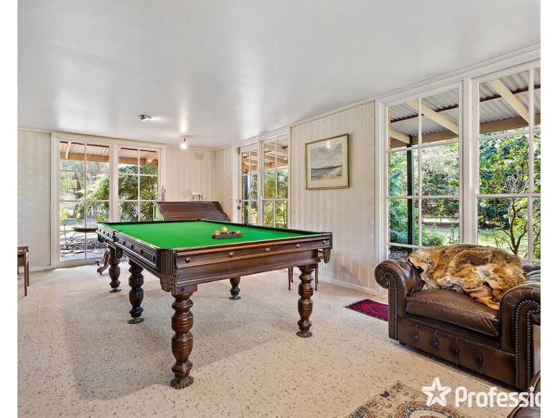 4 Rodger Road, Wandin North VIC 3139