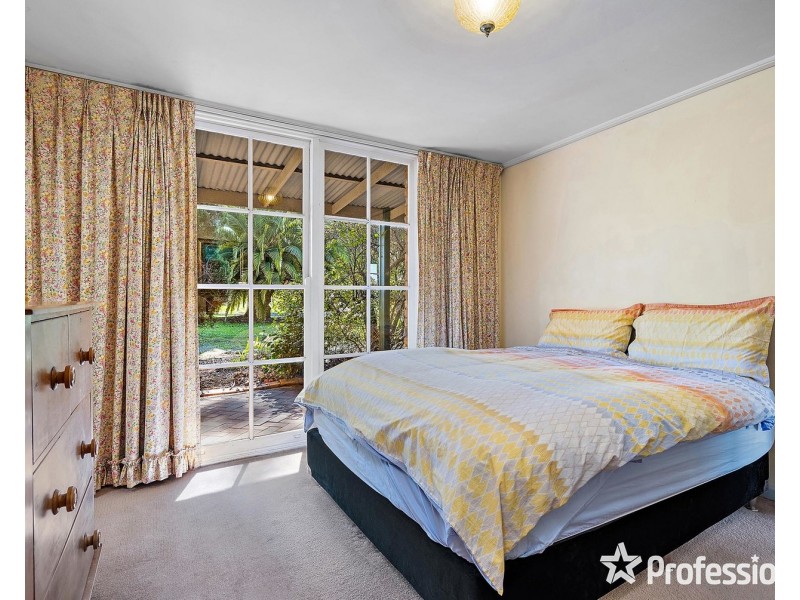 4 Rodger Road, Wandin North VIC 3139