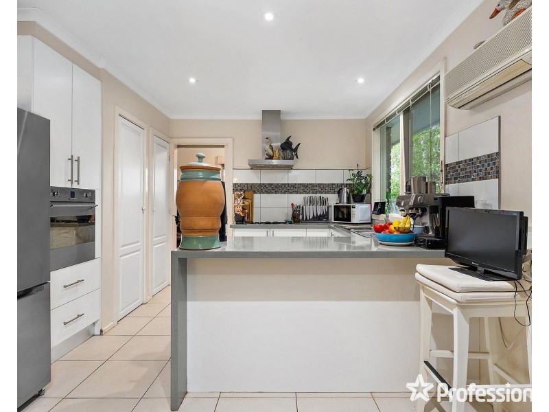 43 Crown Point Ridge, Chirnside Park VIC 3116