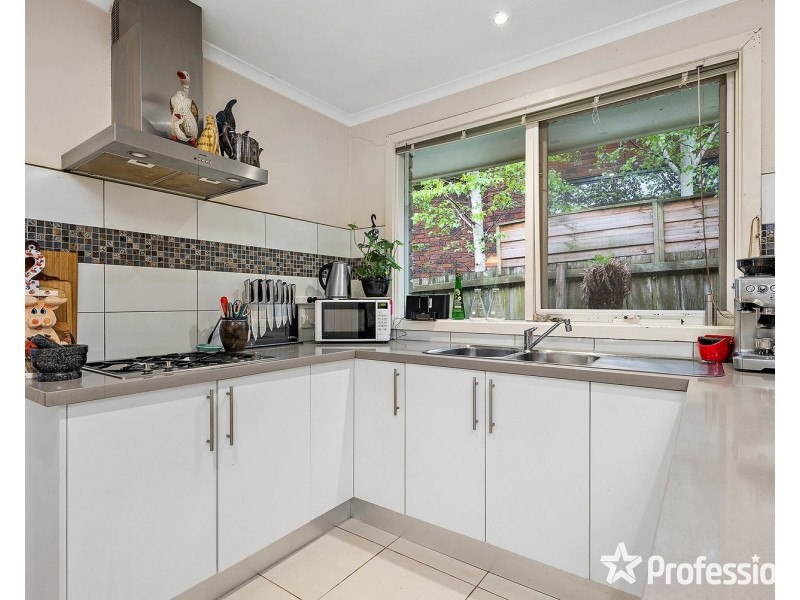 43 Crown Point Ridge, Chirnside Park VIC 3116