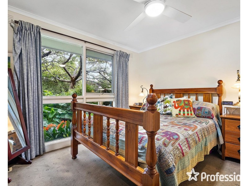 43 Crown Point Ridge, Chirnside Park VIC 3116