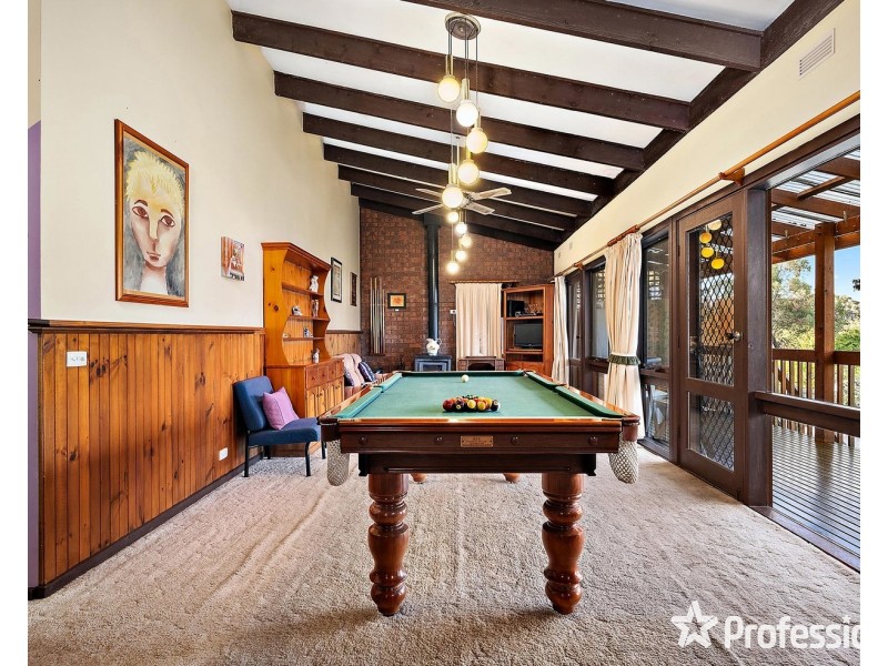 13 Rolling Hills Road, Chirnside Park VIC 3116