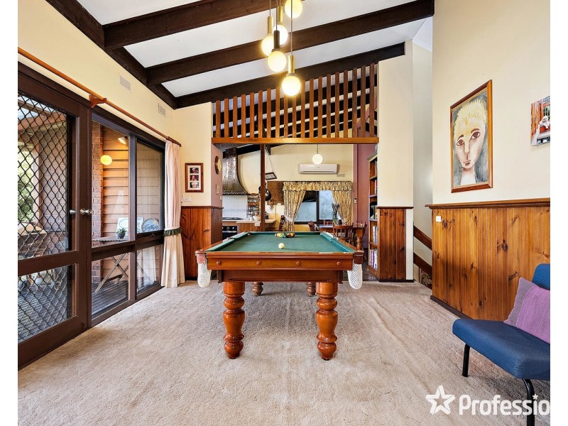 13 Rolling Hills Road, Chirnside Park VIC 3116