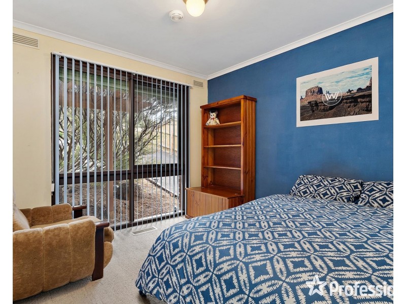 13 Rolling Hills Road, Chirnside Park VIC 3116