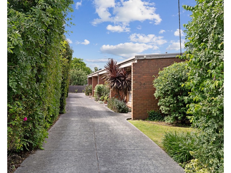 4/24 McComb Street, Lilydale VIC 3140