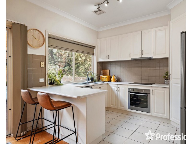 2 Winnetka Drive, Lilydale VIC 3140
