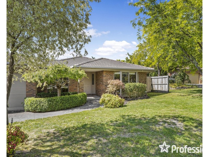 6 Harmony Close, Lilydale VIC 3140