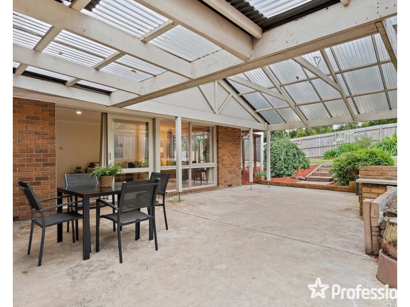 26  Kirkford Drive, Mooroolbark VIC 3138