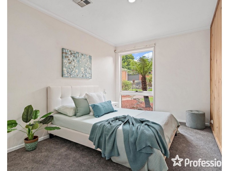 26  Kirkford Drive, Mooroolbark VIC 3138