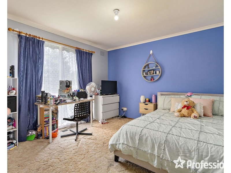 8 Parklands Avenue, Chirnside Park VIC 3116