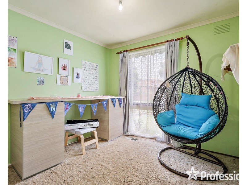 8 Parklands Avenue, Chirnside Park VIC 3116