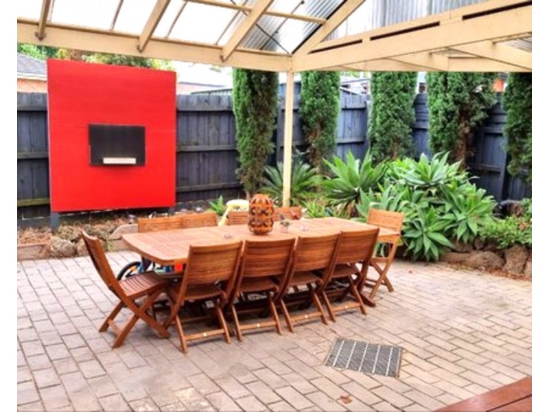 24  Longfellow Avenue, Mooroolbark VIC 3138