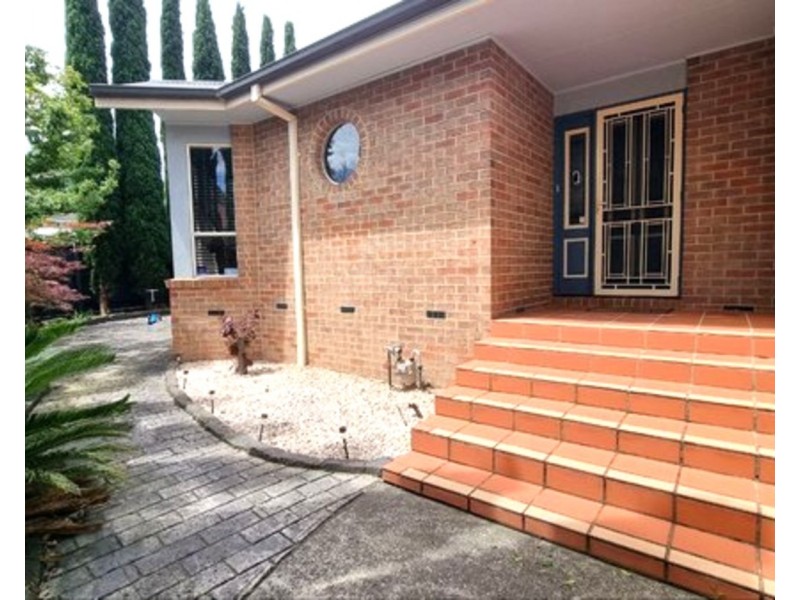 24  Longfellow Avenue, Mooroolbark VIC 3138