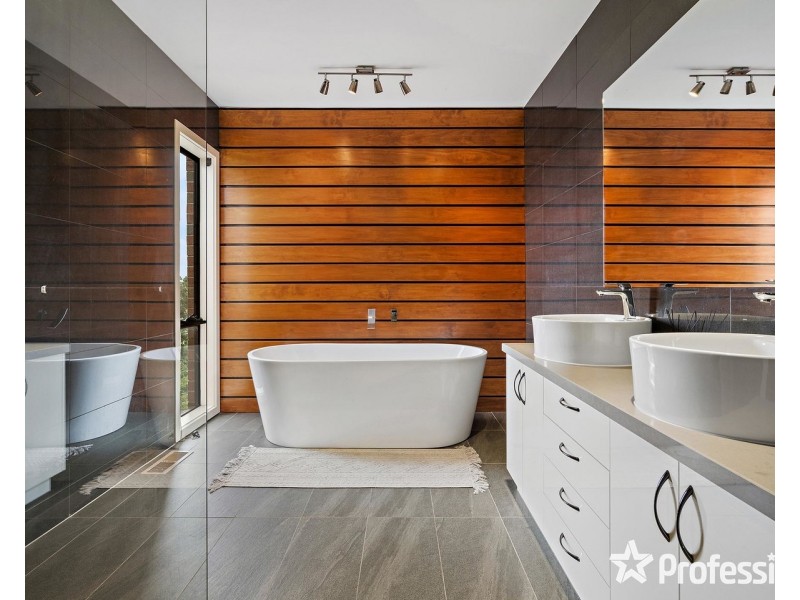 112 Old Gippsland Road, Lilydale VIC 3140