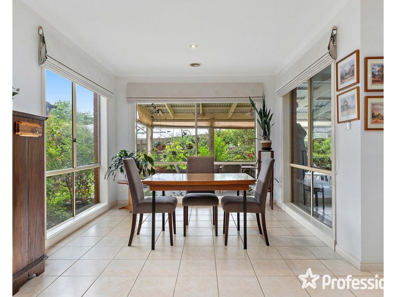 76 Maroondah Highway, Healesville VIC 3777