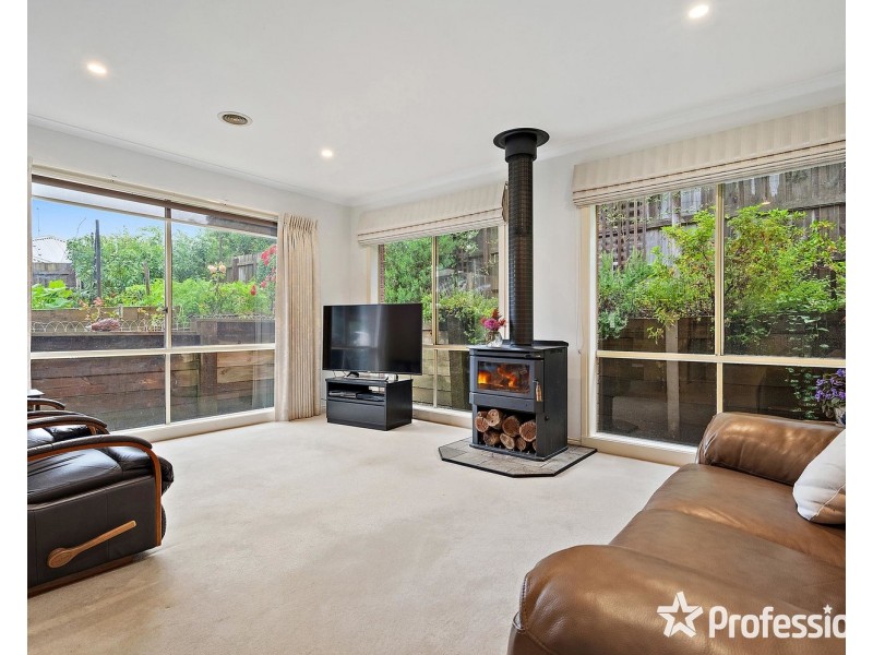 76 Maroondah Highway, Healesville VIC 3777