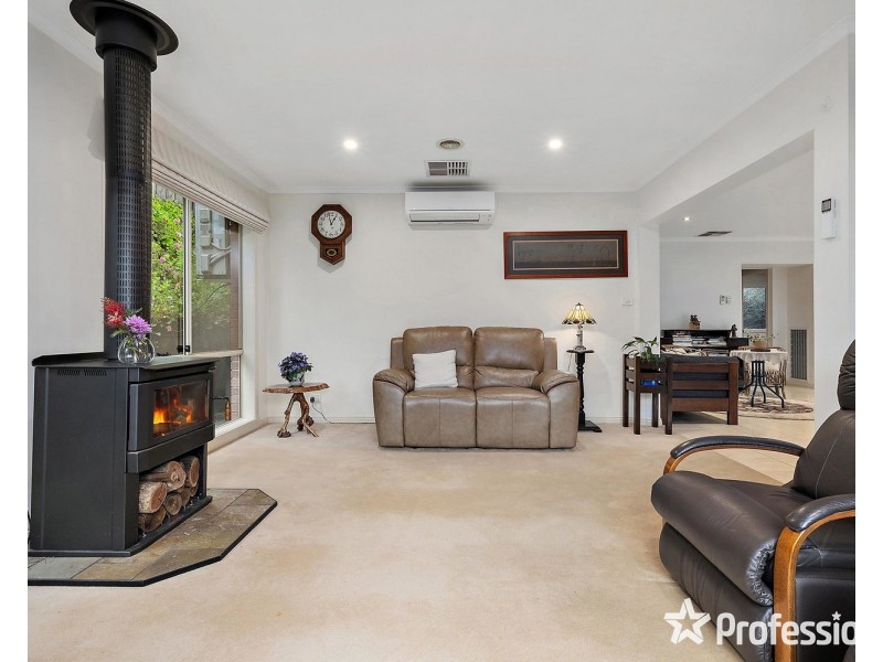 76 Maroondah Highway, Healesville VIC 3777