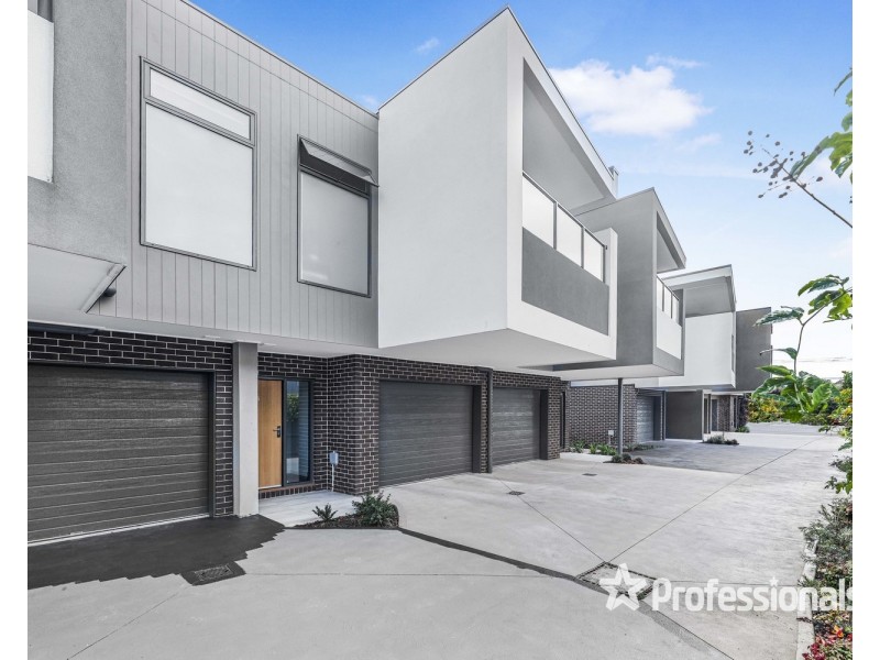 2/11 Blair Street, Lilydale VIC 3140