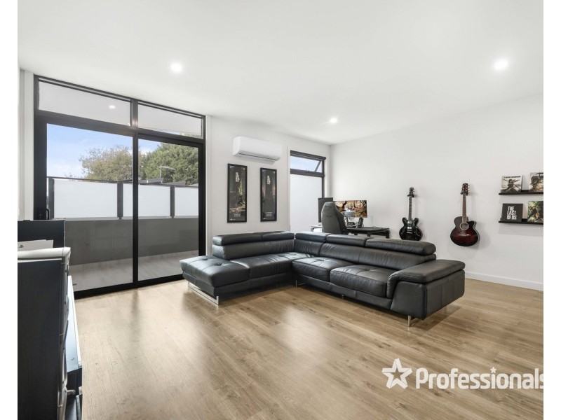 2/11 Blair Street, Lilydale VIC 3140