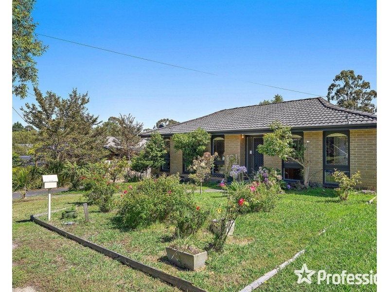 43 Jacaranda Avenue, Kilsyth VIC 3137