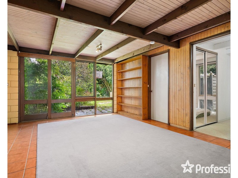 8 Wedderburn Avenue, Mount Evelyn VIC 3796