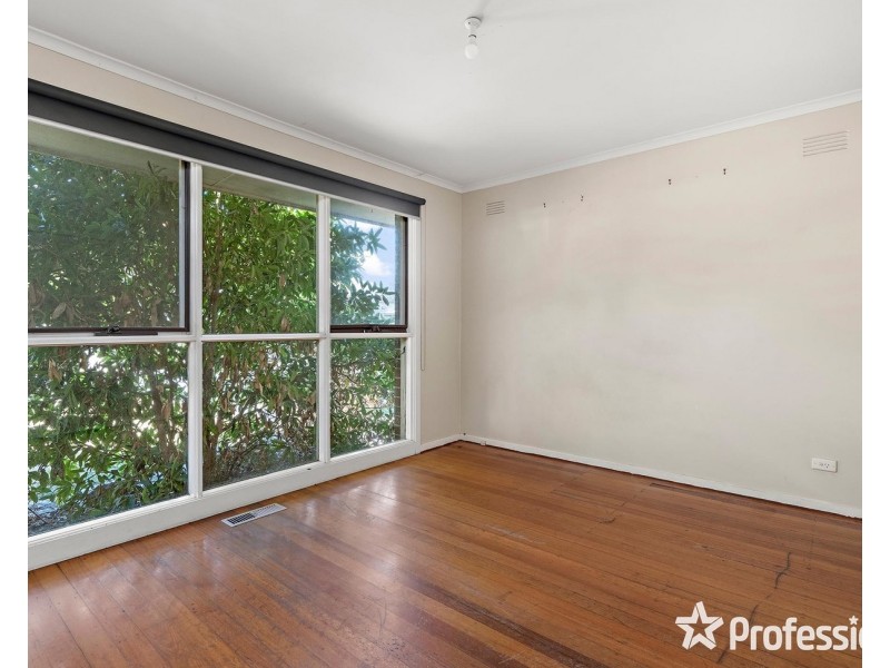 41 Gladesville Drive, Kilsyth VIC 3137