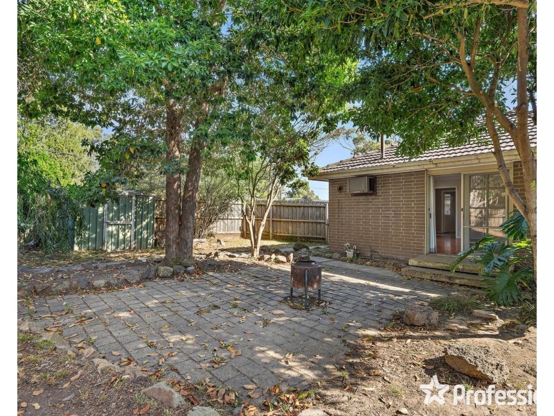 41 Gladesville Drive, Kilsyth VIC 3137