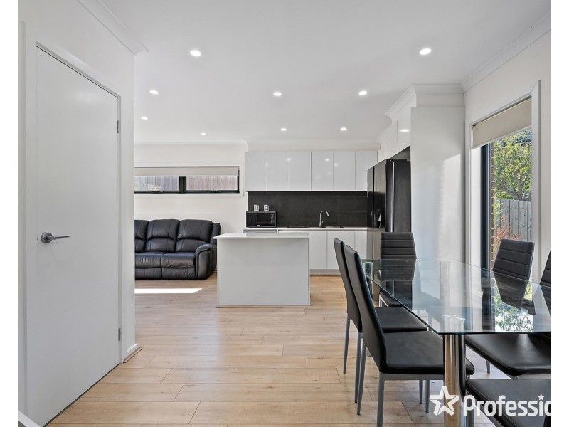 1/62 Croydondale Drive, Mooroolbark VIC 3138