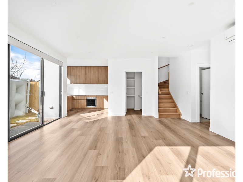 1/88 Winyard Drive, Mooroolbark VIC 3138
