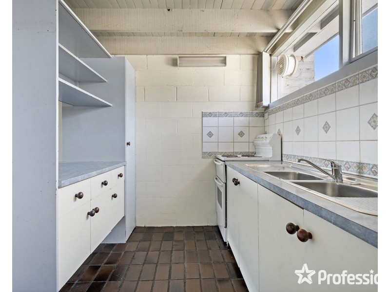 2/16 The Eyrie, Lilydale VIC 3140