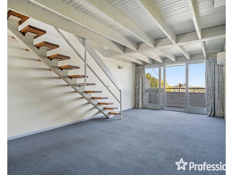 2/16 The Eyrie, Lilydale VIC 3140