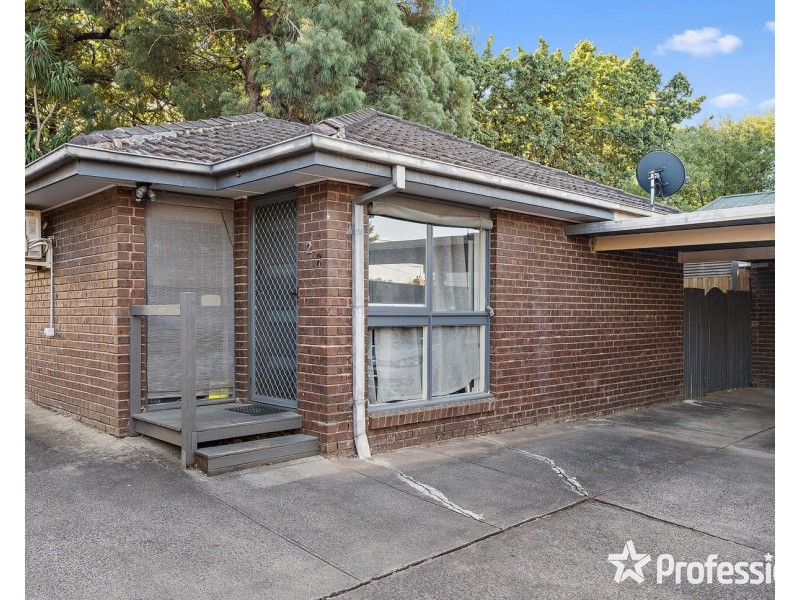 2/14 Cave Hill Road, Lilydale VIC 3140