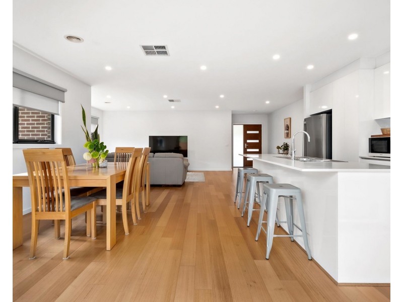 15a Monomeith Street, Mooroolbark VIC 3138