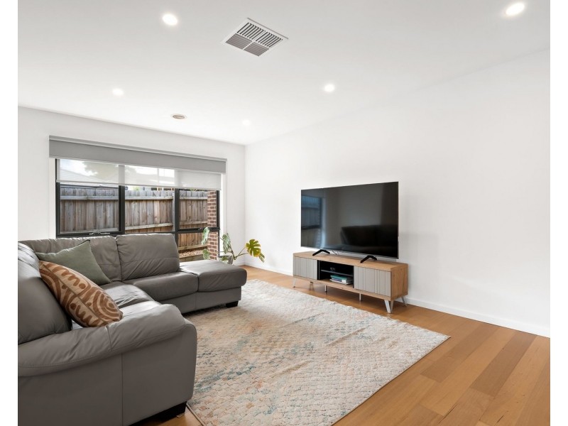 15a Monomeith Street, Mooroolbark VIC 3138