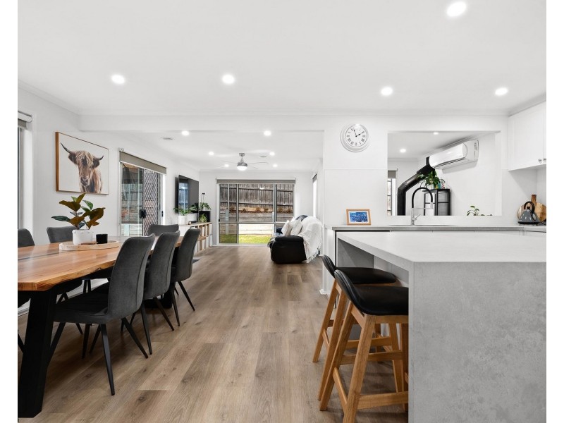 22 Eden Way, Kilsyth VIC 3137