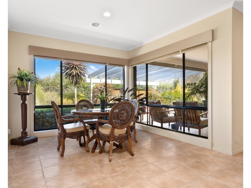 4 Shadi Rise, Yarra Glen VIC 3775