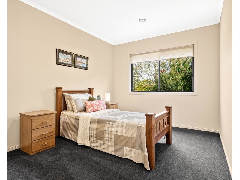 4 Shadi Rise, Yarra Glen VIC 3775