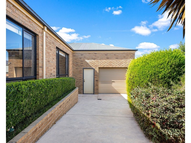 4 Shadi Rise, Yarra Glen VIC 3775