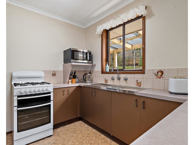 5 Kemp Avenue, Mount Evelyn VIC 3796