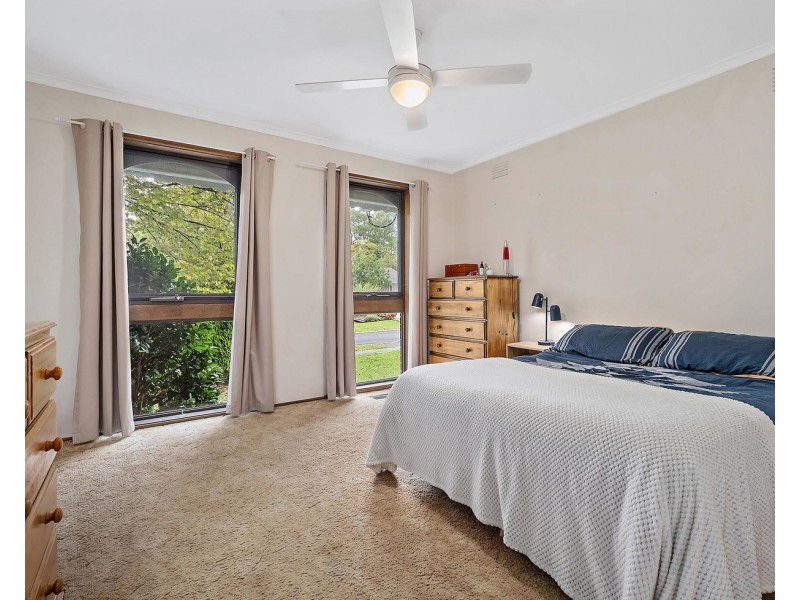 5 Kemp Avenue, Mount Evelyn VIC 3796