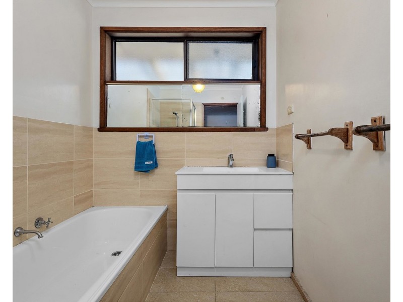 5 Kemp Avenue, Mount Evelyn VIC 3796