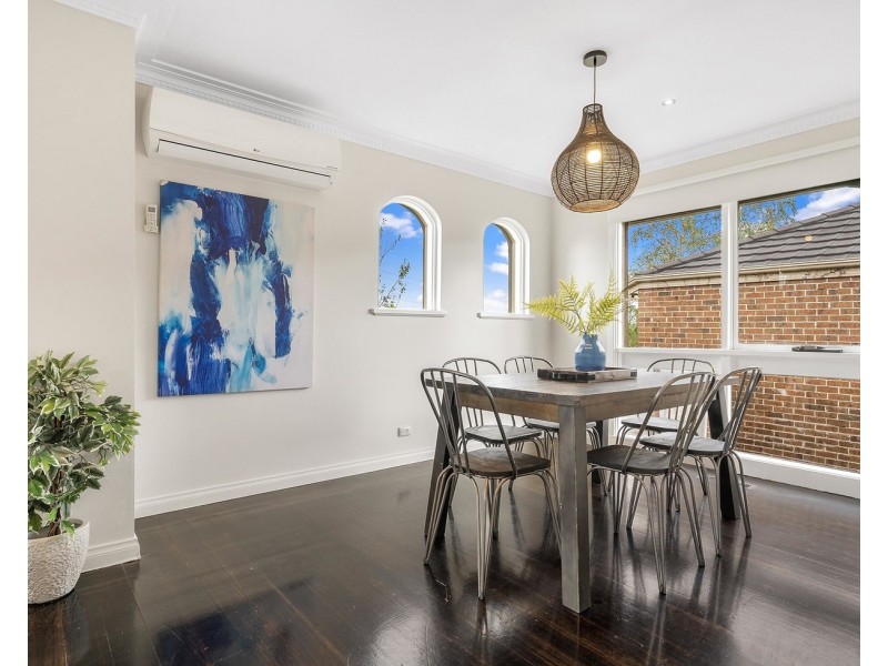 17 Old Kent Road, Mooroolbark VIC 3138