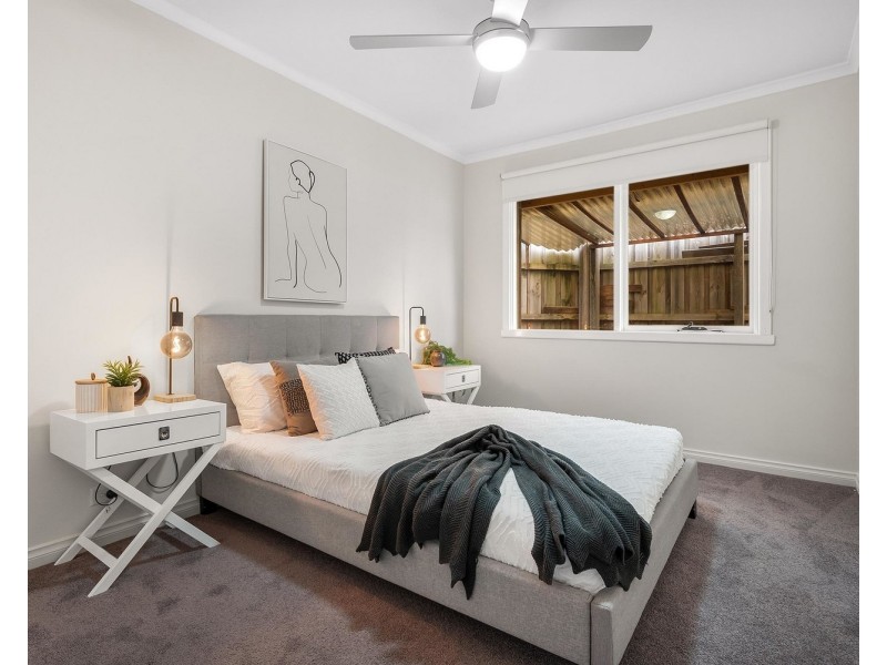 17 Old Kent Road, Mooroolbark VIC 3138