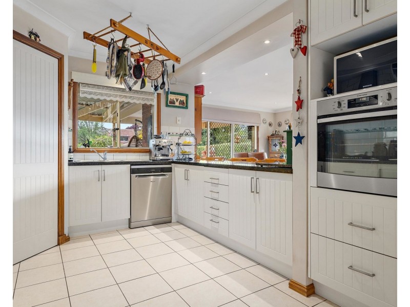 14 Olinda Park Rise, Lilydale VIC 3140