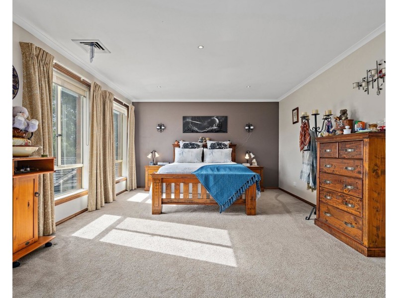 14 Olinda Park Rise, Lilydale VIC 3140