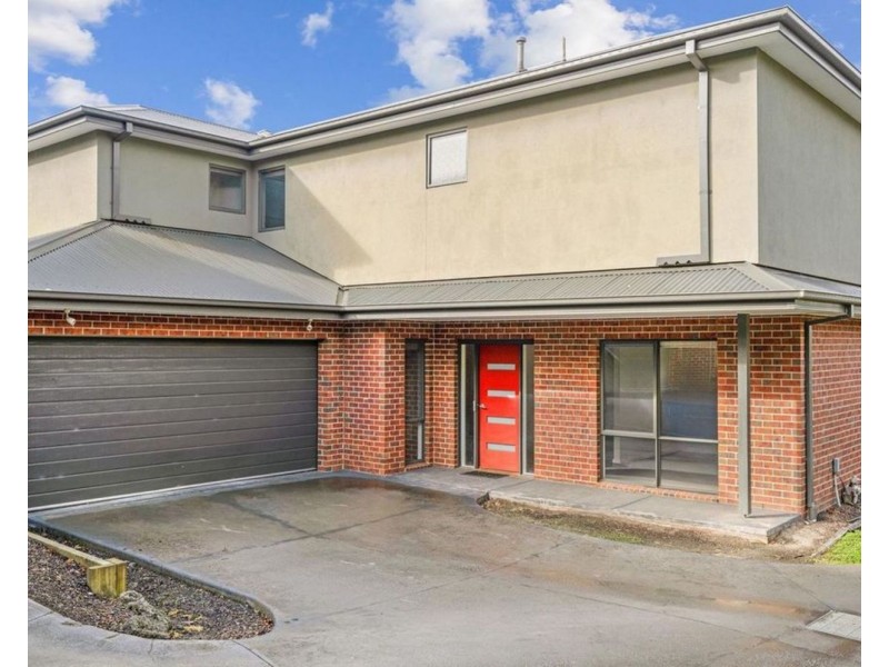 2/63 Victoria Road, Lilydale VIC 3140