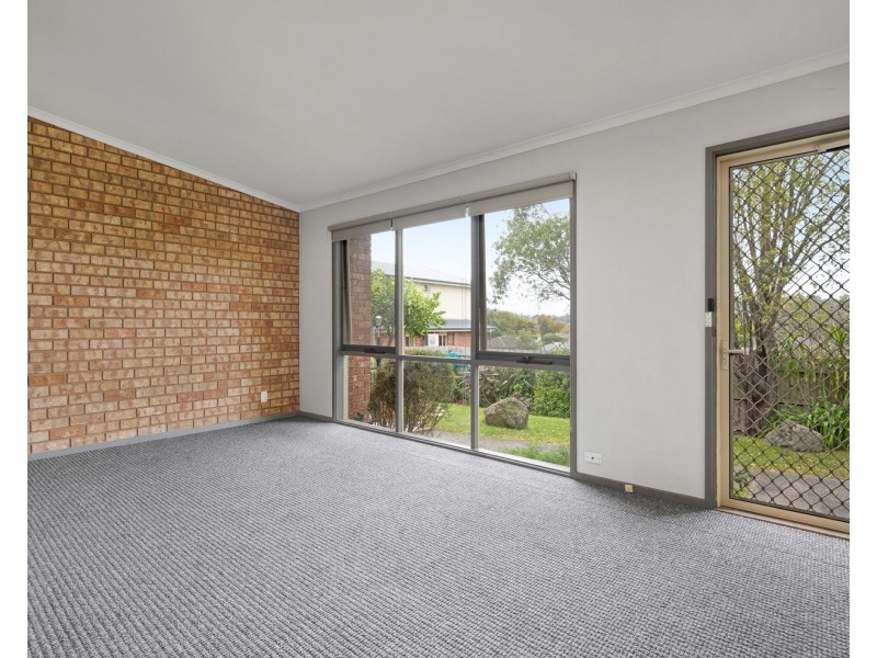 2/10 Nicholas Street, Lilydale VIC 3140